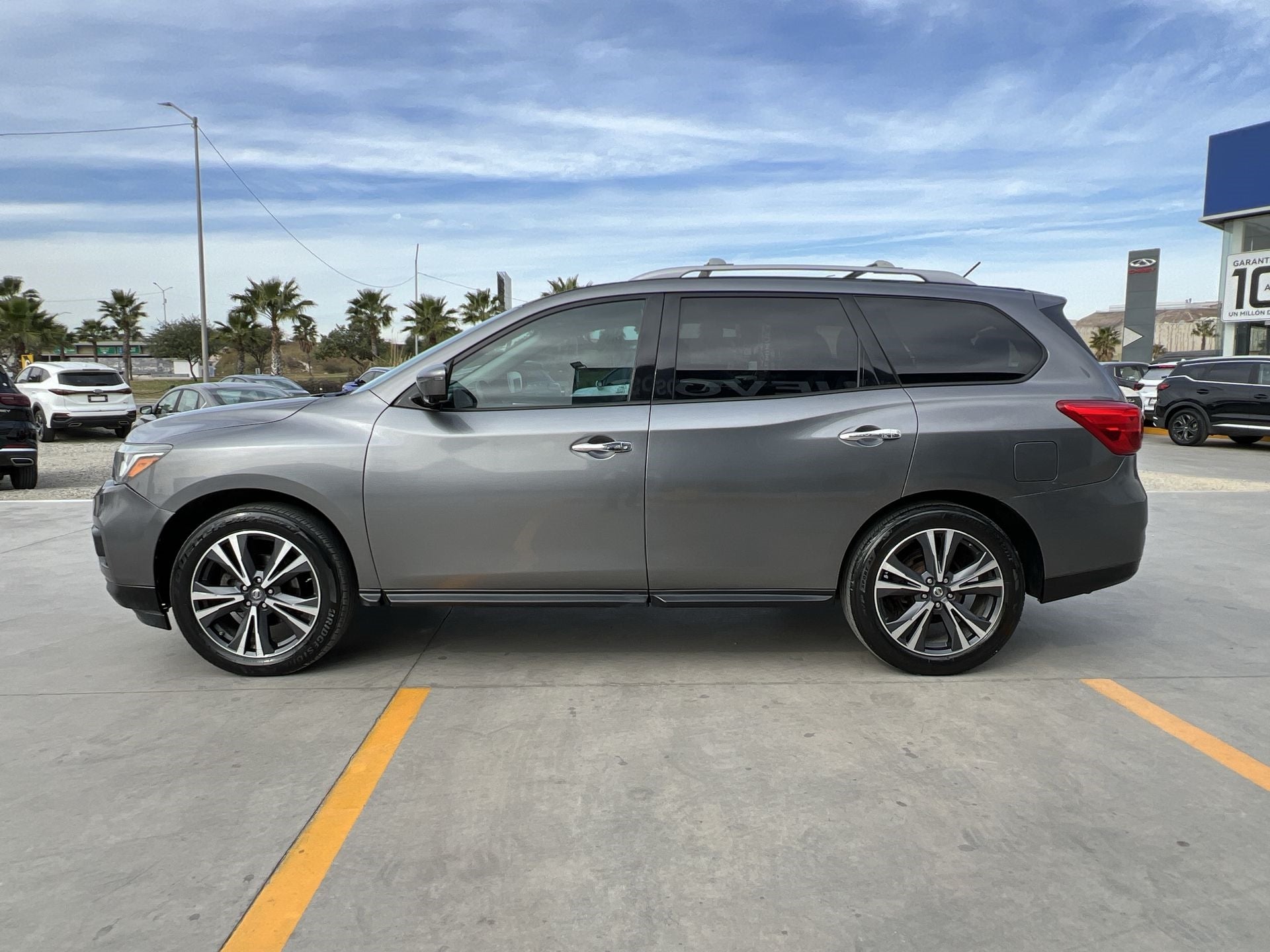 2017 Nissan OTRAS MARCAS Y USADO PATHFINDER NP EXCLUSIVE