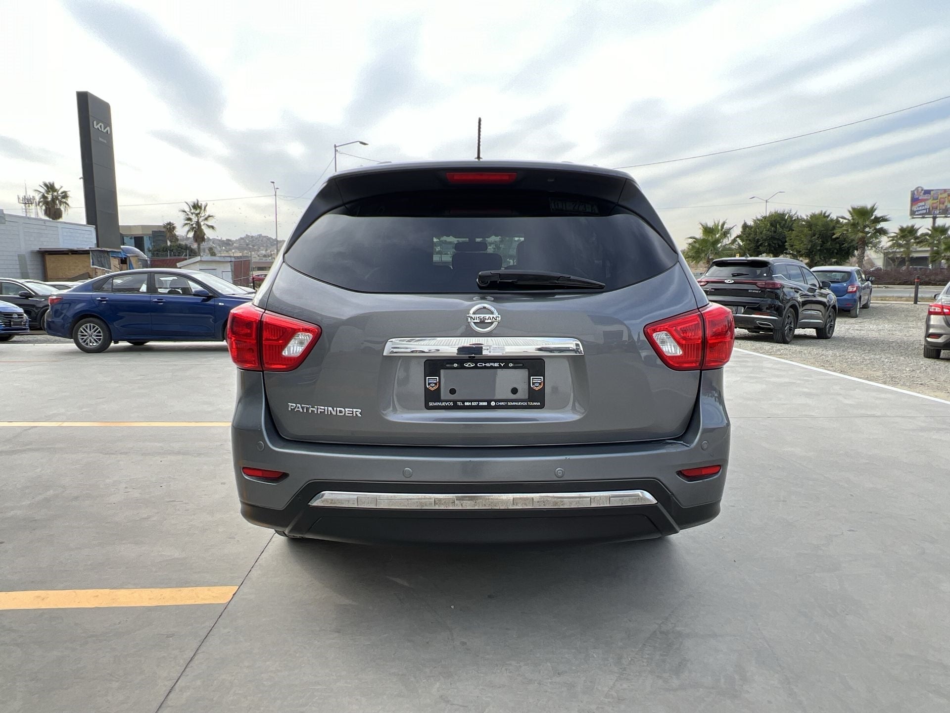 2017 Nissan OTRAS MARCAS Y USADO PATHFINDER NP EXCLUSIVE