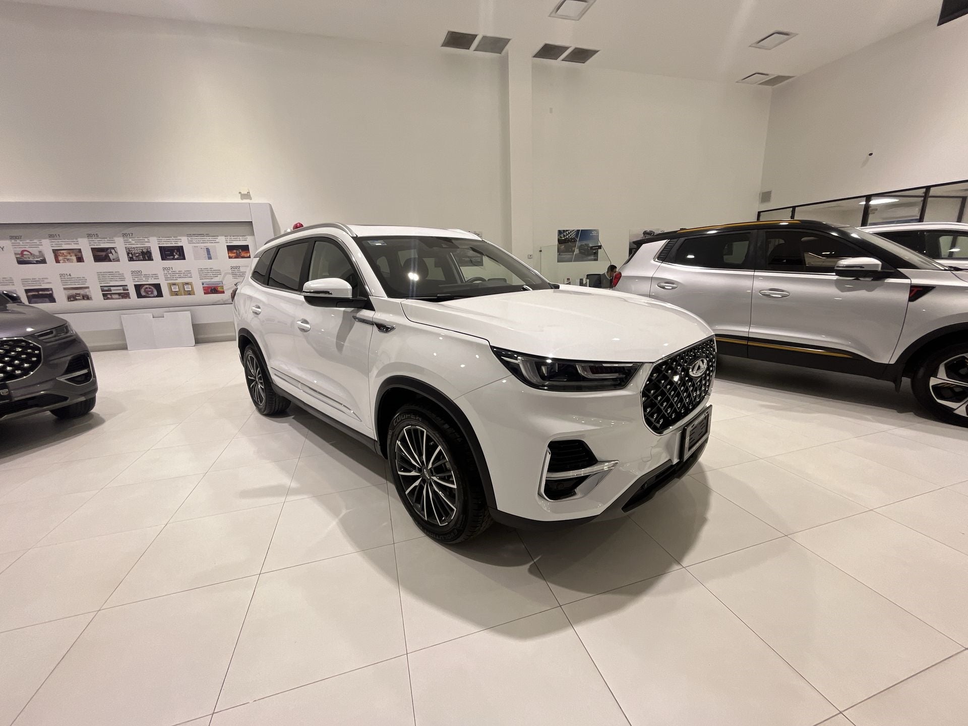 2023 CHIREY TIGGO 8 PRO TIGGO 8 PRO PREMIUM SUV 1.6 LTS