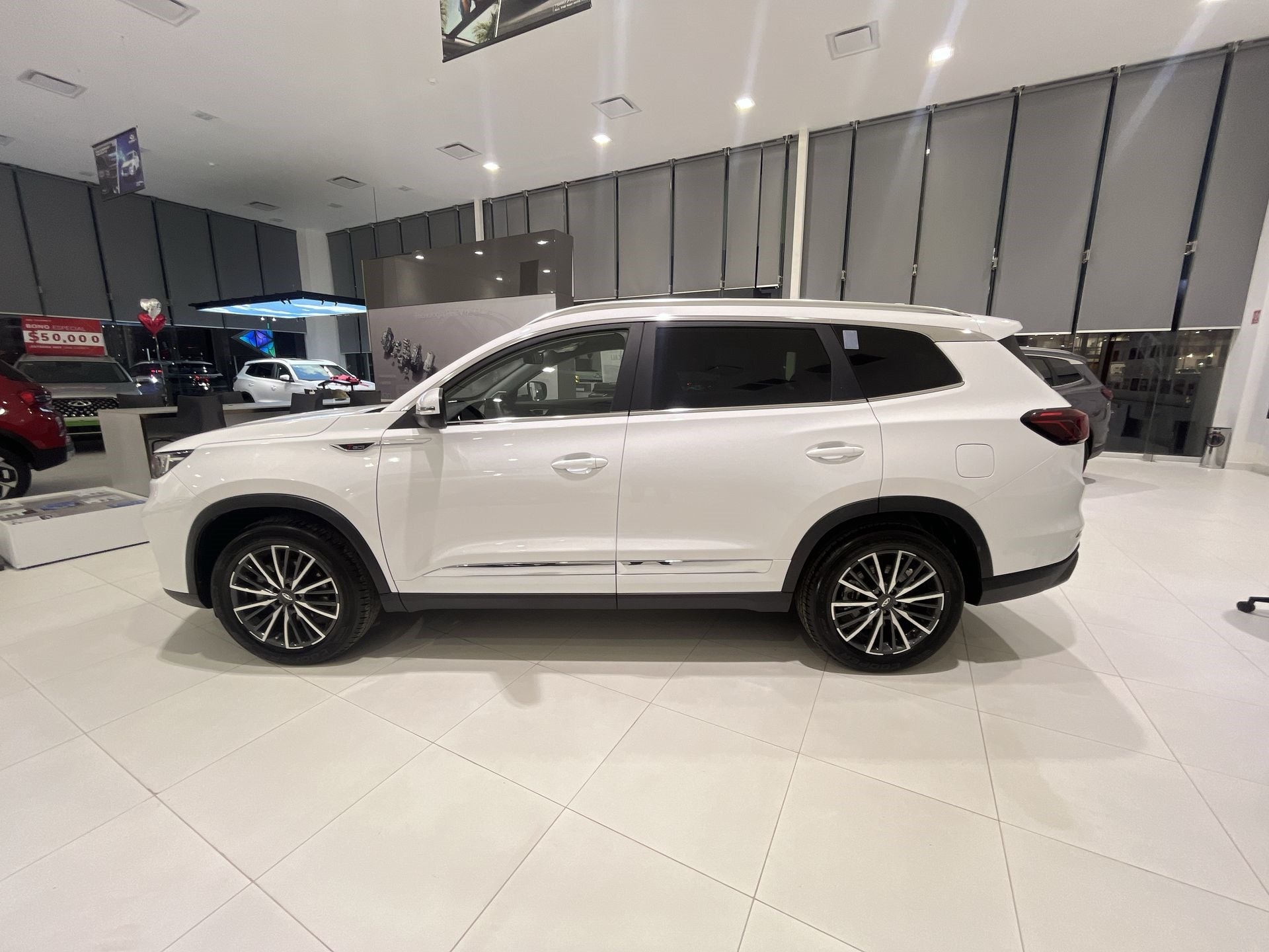 2023 CHIREY TIGGO 8 PRO TIGGO 8 PRO PREMIUM SUV 1.6 LTS